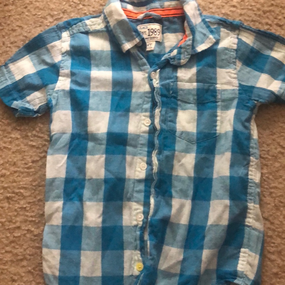 Short sleeved boy button down